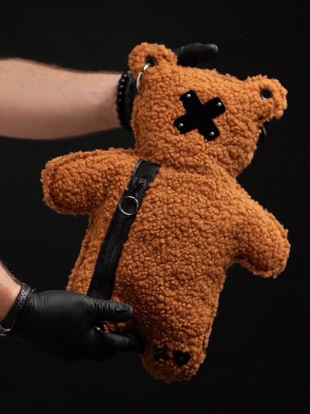 Spicybear Teddy Bear Boucle Cross-Eye Zip Pouch - brown crossbody backpack